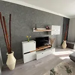Oliaparman Apartament Eger