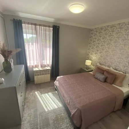 Oliaparman Apartment Eger